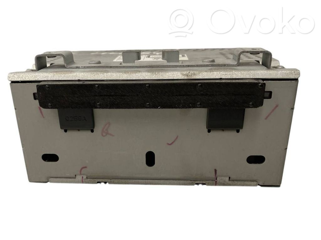 Ford Fiesta Unitate principală radio/CD/DVD/GPS 