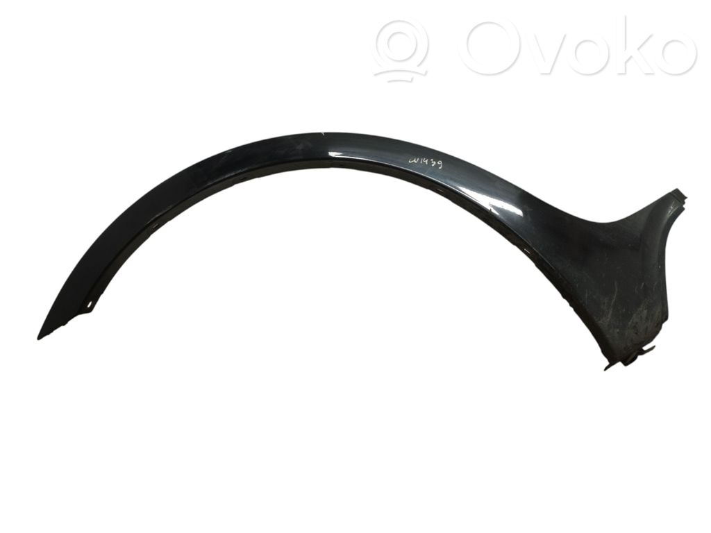 BMW X3 E83 Front arch trim 