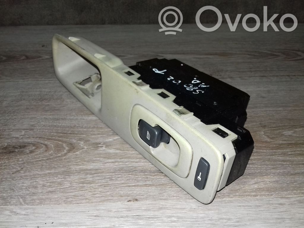 Electric window control switch   30658117