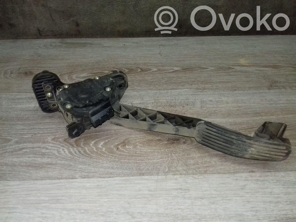 Volvo S80 Kaasupoljin 