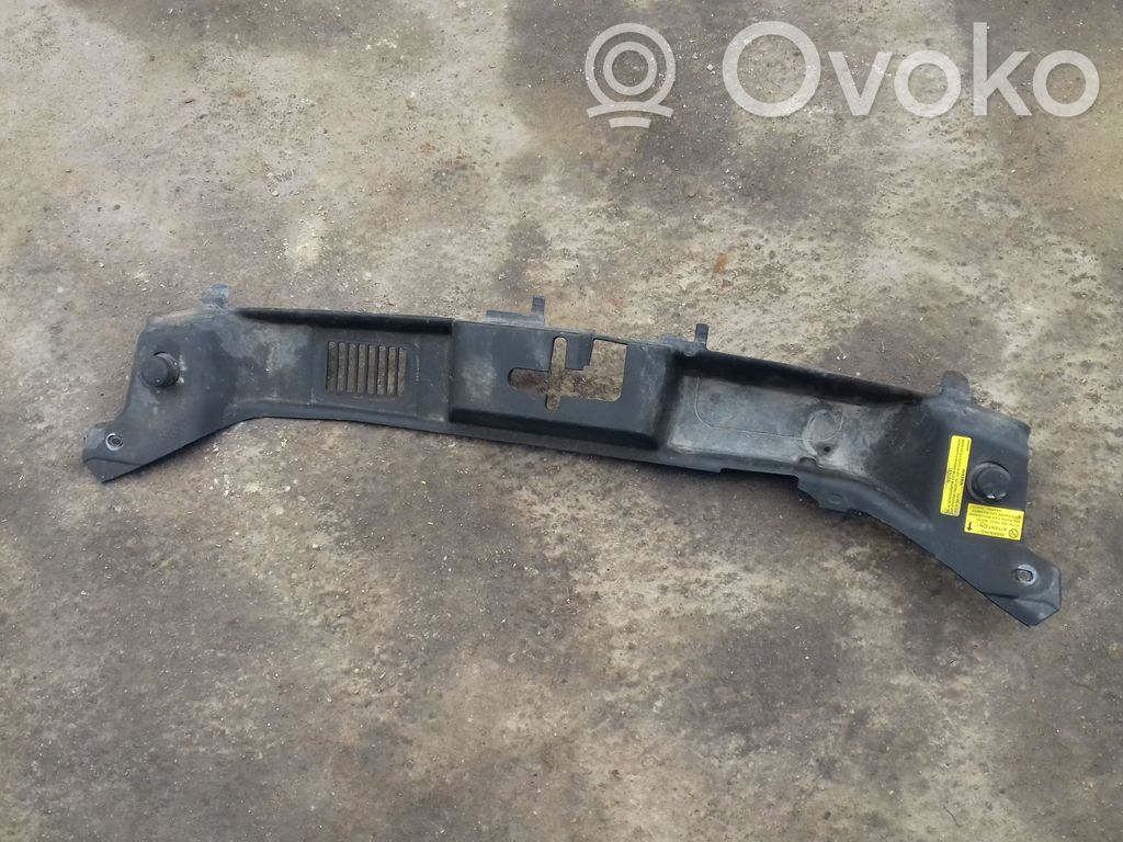 Volvo V50 Pannello di supporto del radiatore (usato) 