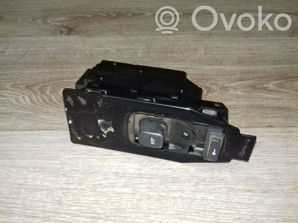 Electric window control switch   30658117
