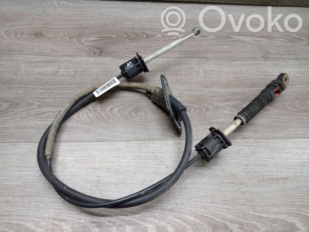 Gear shift cable linkage   8675068