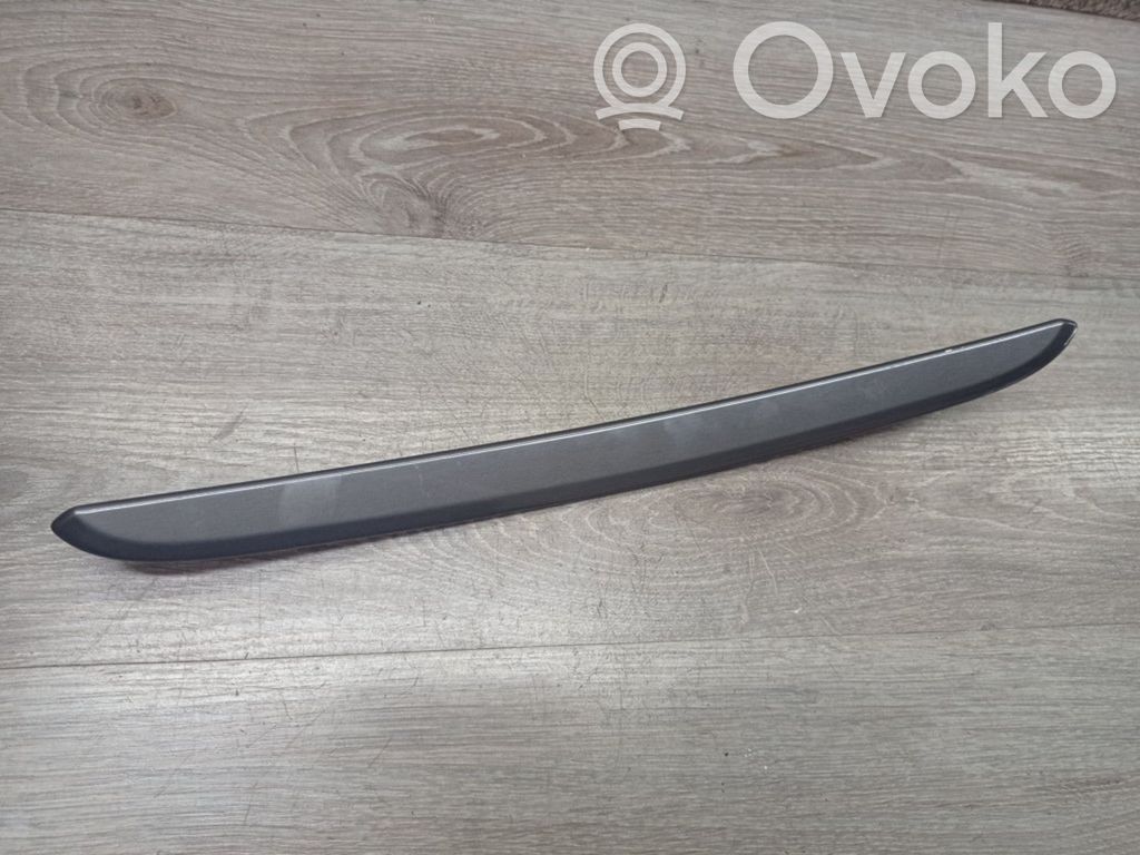 Dashboard glove box trim   9467862
