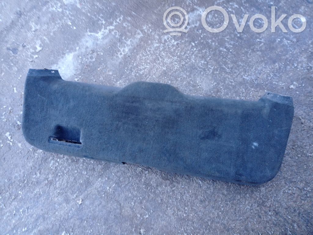 Moldura de la puerta trasera   0060700