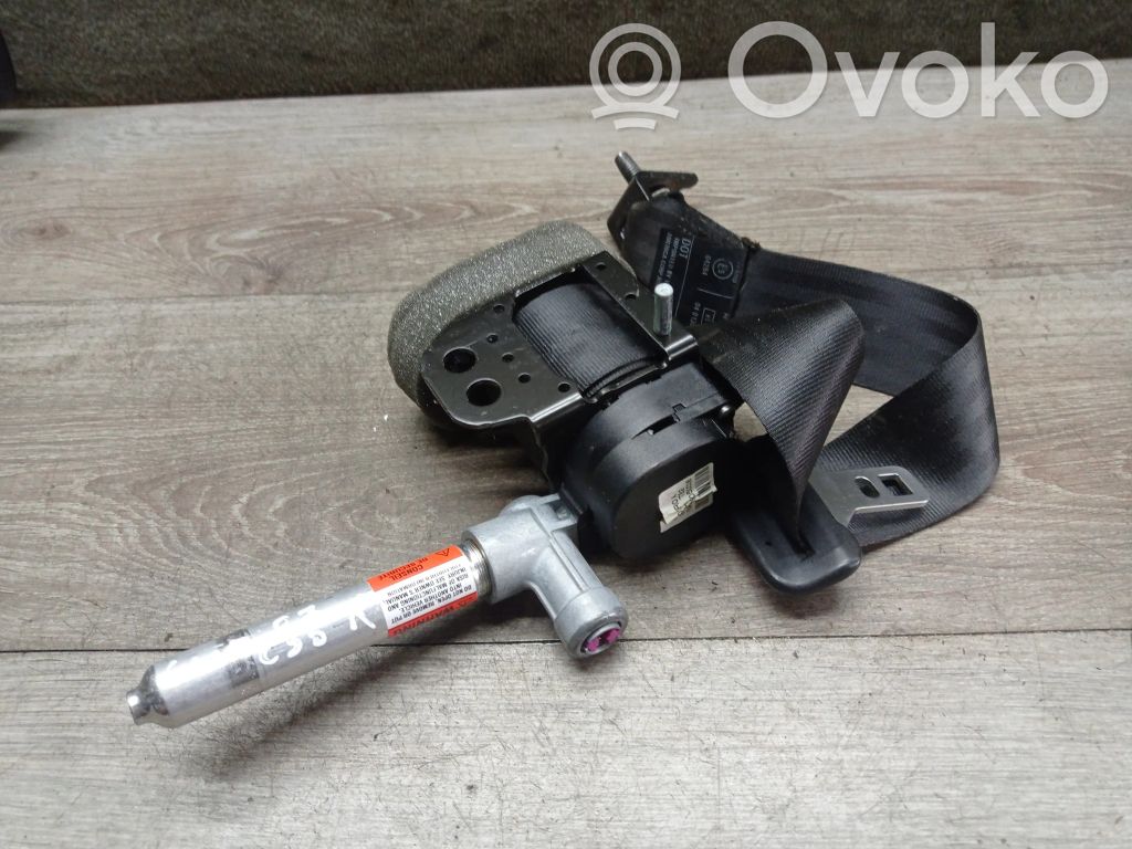 Volvo C30 Cinturón trasero 
