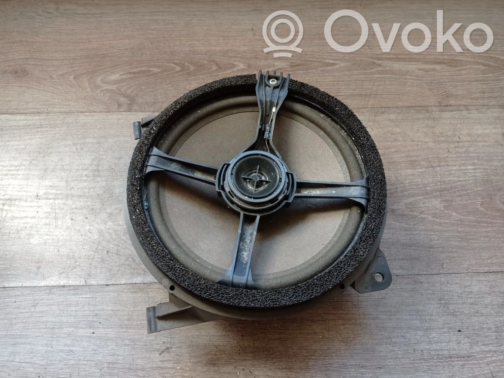 Parcel shelf speaker   8633574