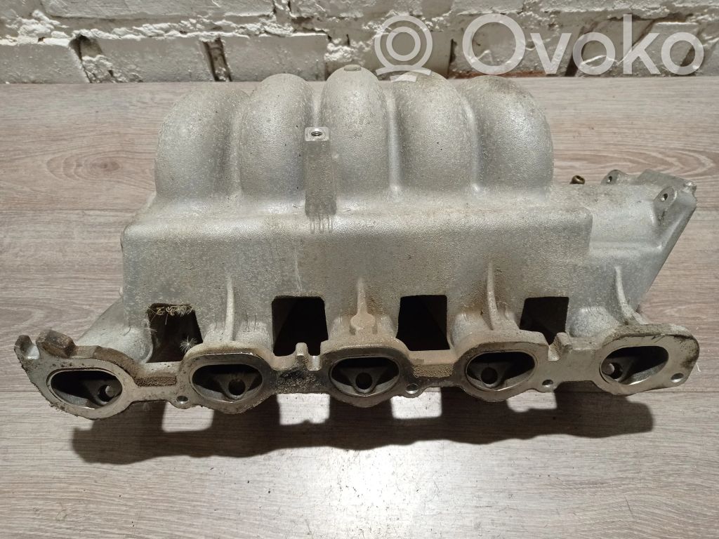 Volvo S60 Colector de admisión 