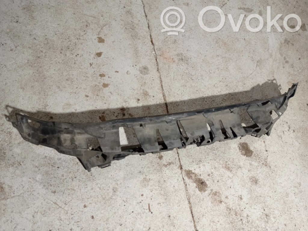 Volvo V40 Belka zderzaka przedniego 