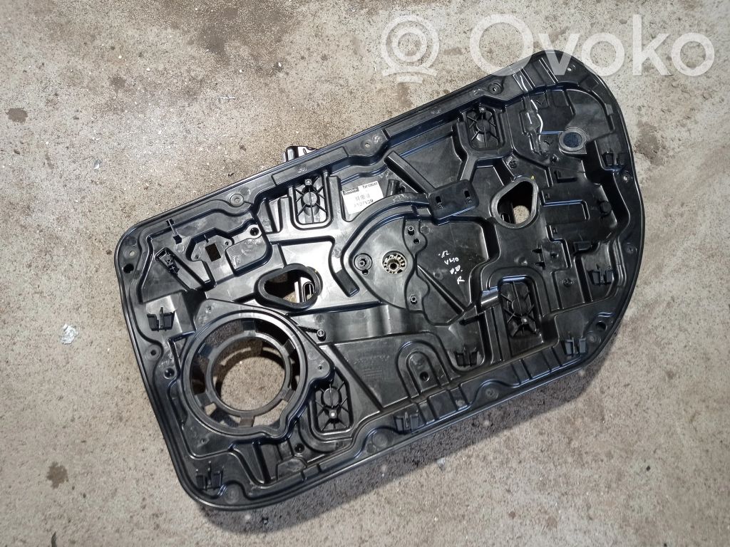 Volvo V40 Meccanismo di sollevamento del finestrino anteriore senza motorino 