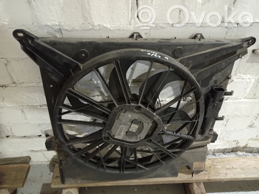 Volvo XC90 Elektrisks radiatoru ventilators 