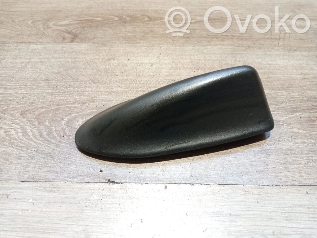 Volvo V50 Osłona anteny dachowej GPS 