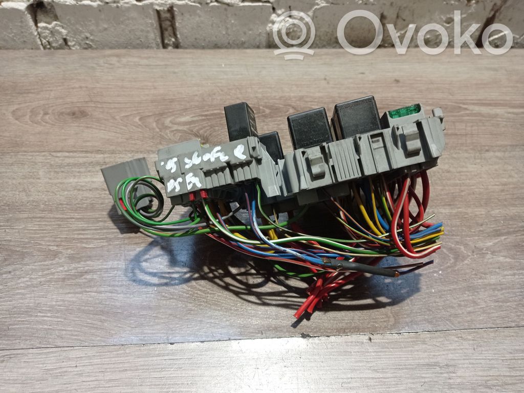 Módulo de fusible   8690698