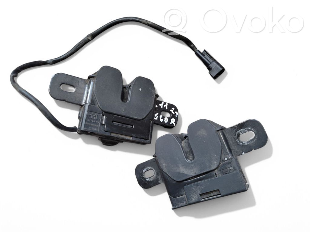 Engine bonnet/hood lock/catch