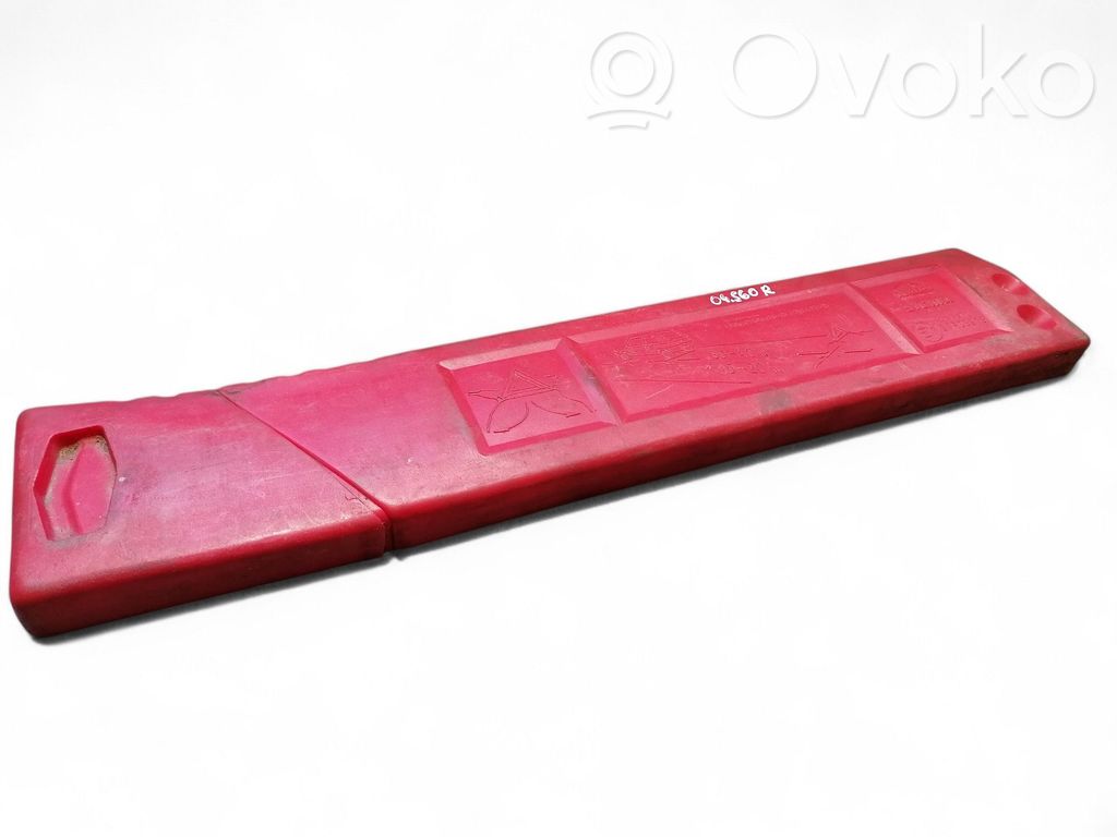 Volvo S60 Triangle d'avertissement 