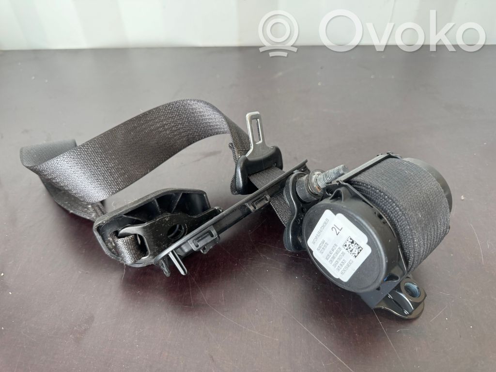Cinturón medio (trasero)   P6JW87DX9AA