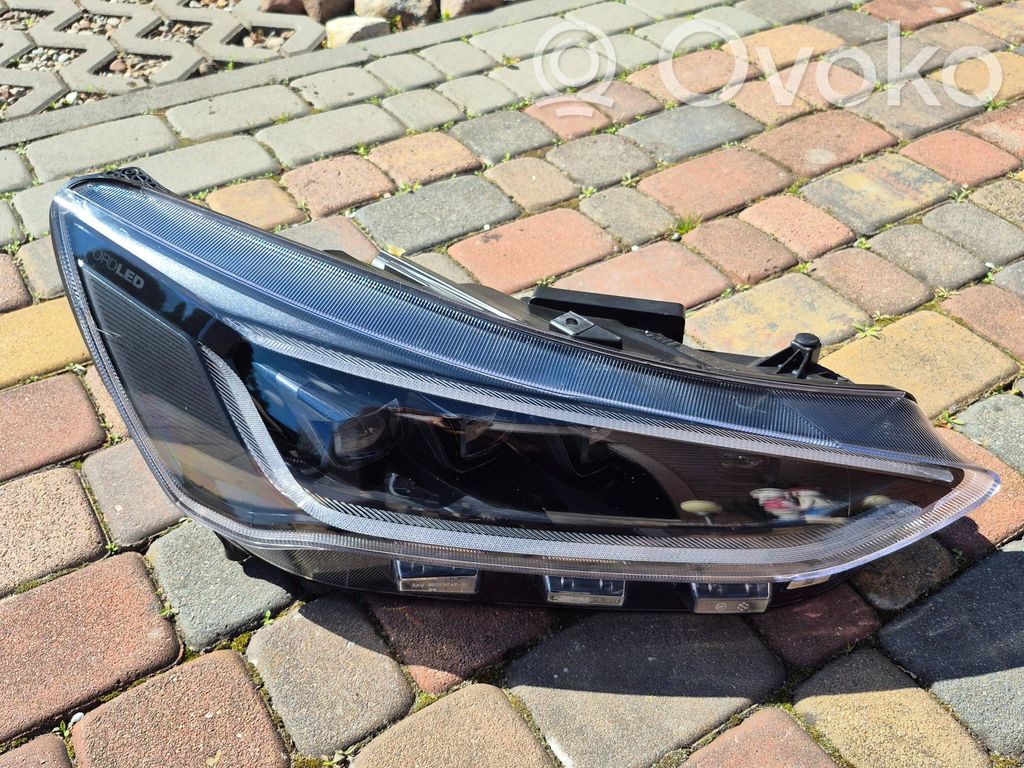 Ford Focus Scheinwerfer 