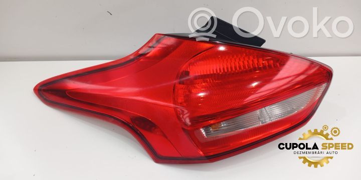 Rear/tail lights   F1EB13405BC