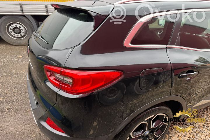 Renault Kadjar Takakulmapaneeli 
