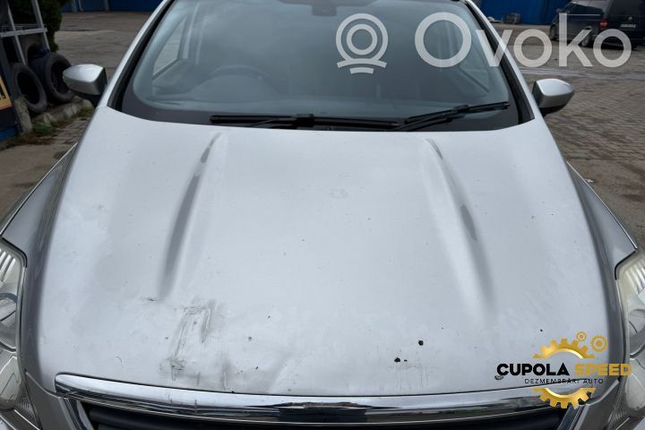 Ford Kuga I Konepelti 