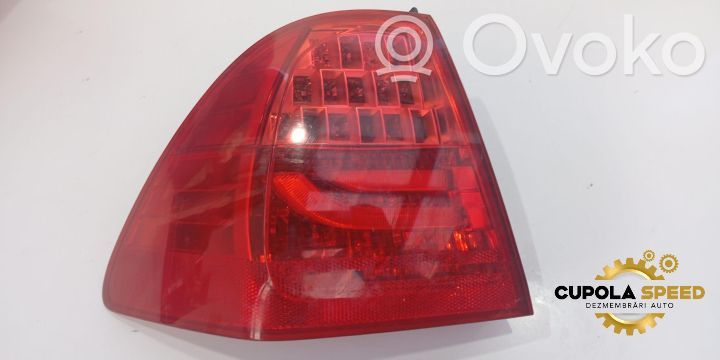 Rear/tail lights   4871737