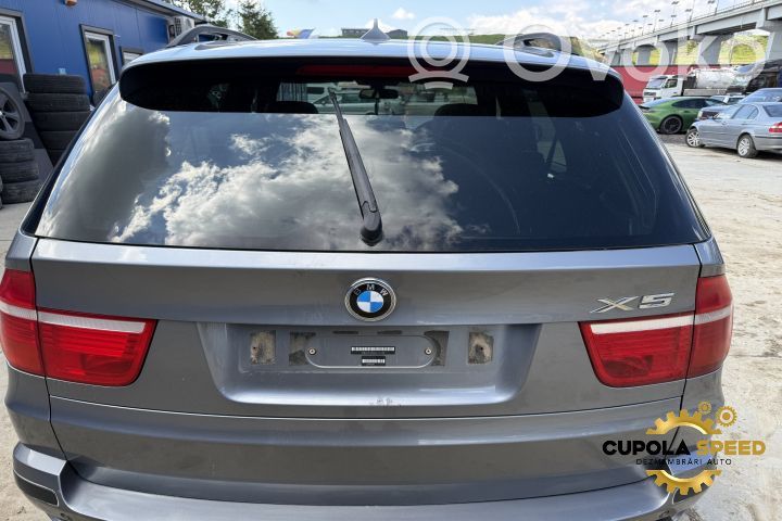 Tailgate/trunk/boot lid