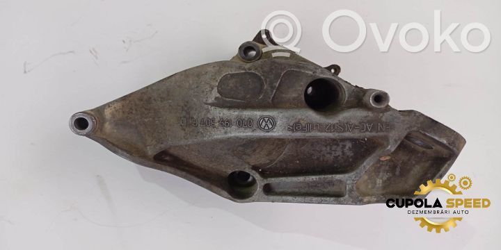 Engine mounting bracket   070199307B