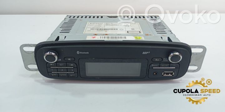 Panel / Radioodtwarzacz CD/DVD/GPS   281159981R