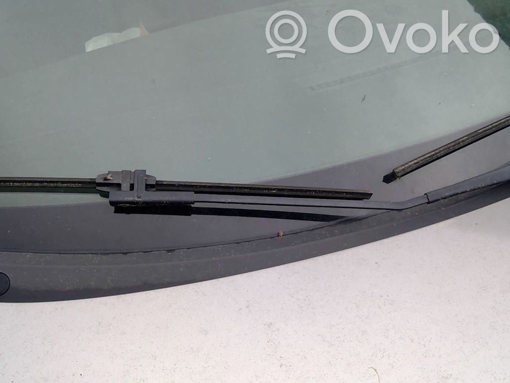 Mazda 3 I Front wiper blade arm 