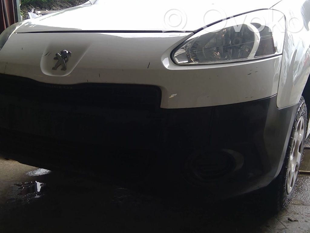 Peugeot Partner Front bumper 