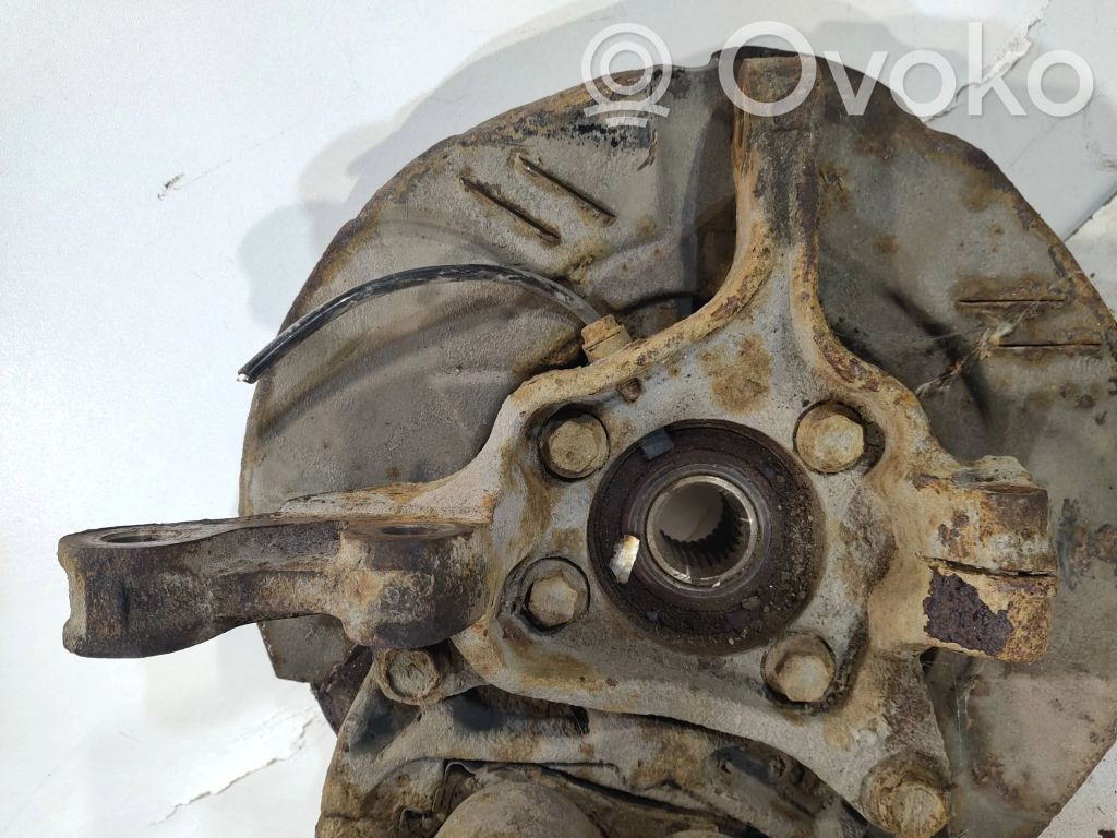 Subaru Legacy Zacisk hamulcowy przedni 