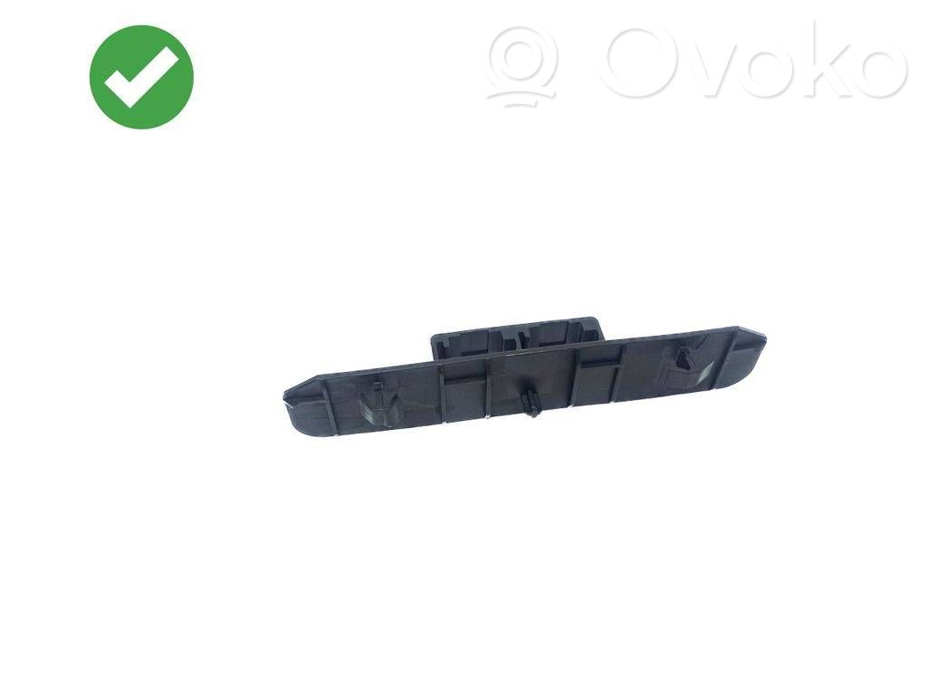 Holder (bracket)   5Q0937546