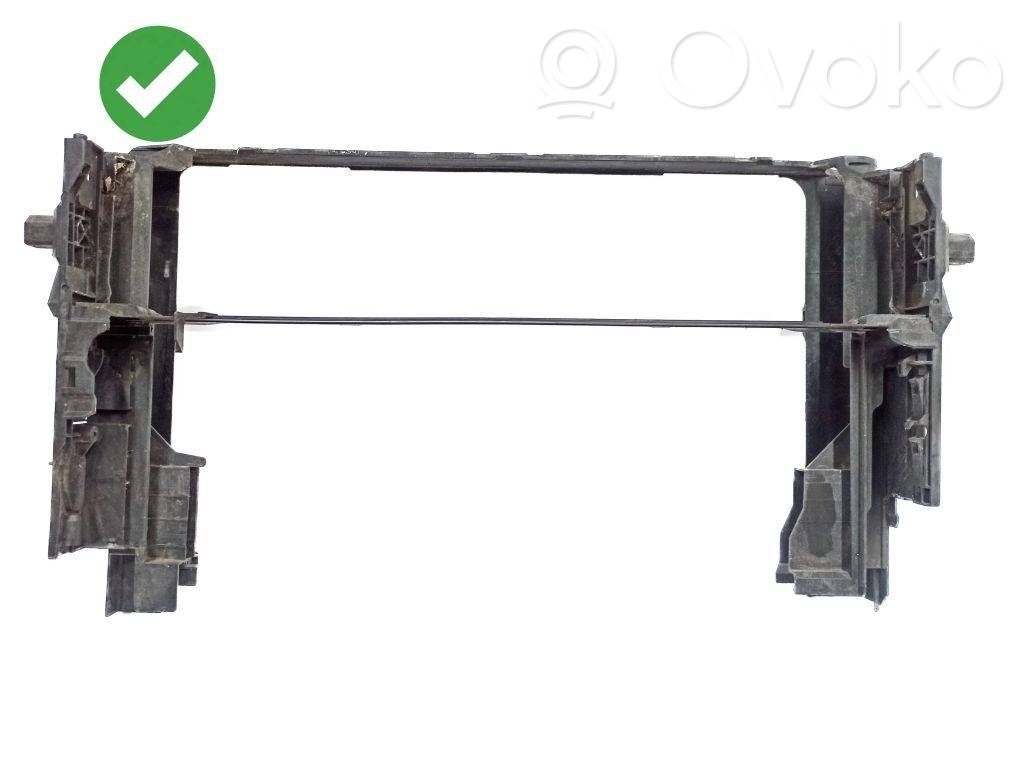 BMW 5 F10 F11 Panel mocowania chłodnicy 