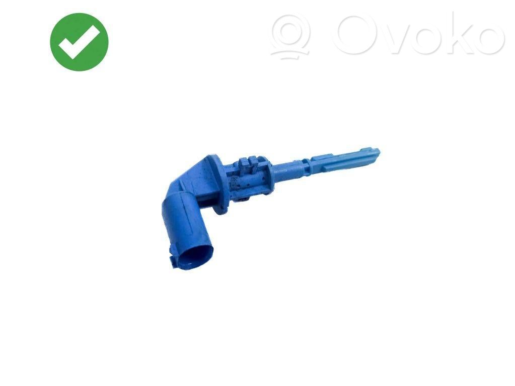 BMW 5 F10 F11 Coolant level sensor 