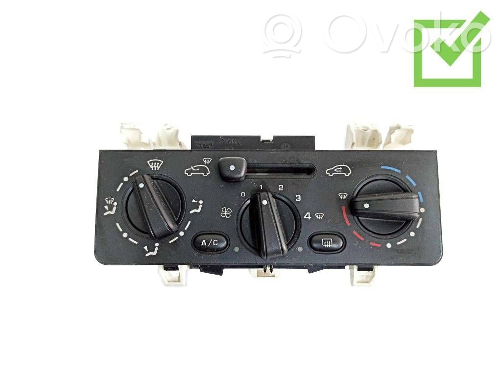Peugeot 1007 Climate control unit 