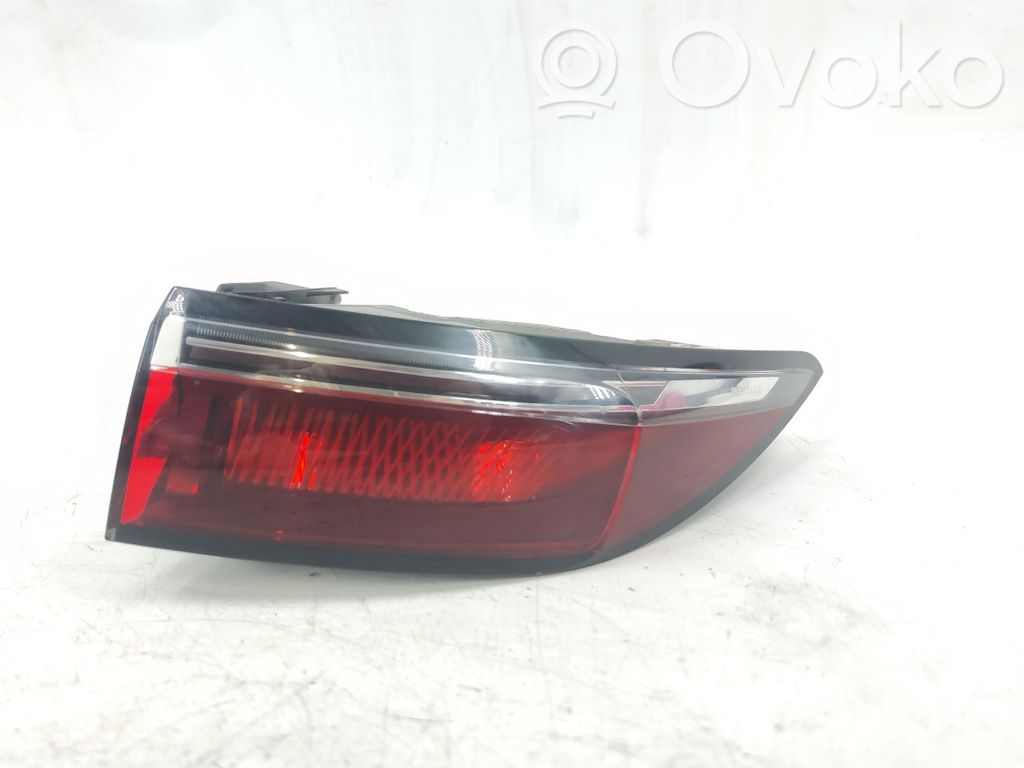 Renault Megane E-Tech Galinis žibintas kėbule 