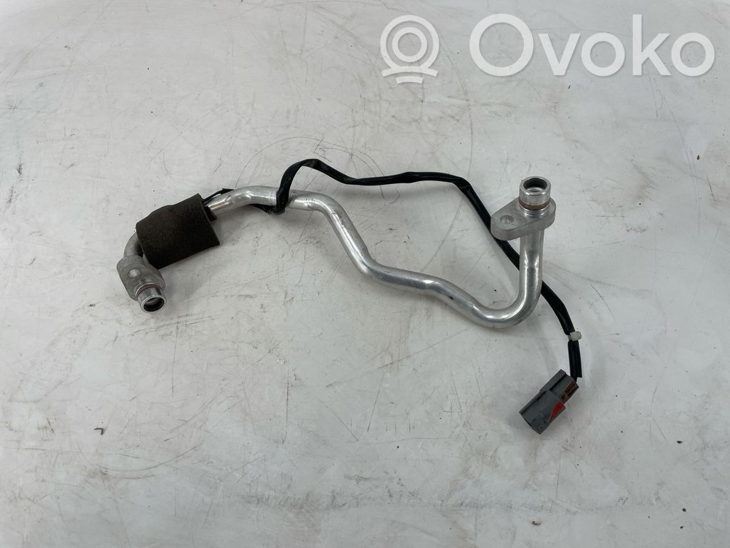Renault Megane E-Tech Ilmastointilaitteen putki (A/C) 