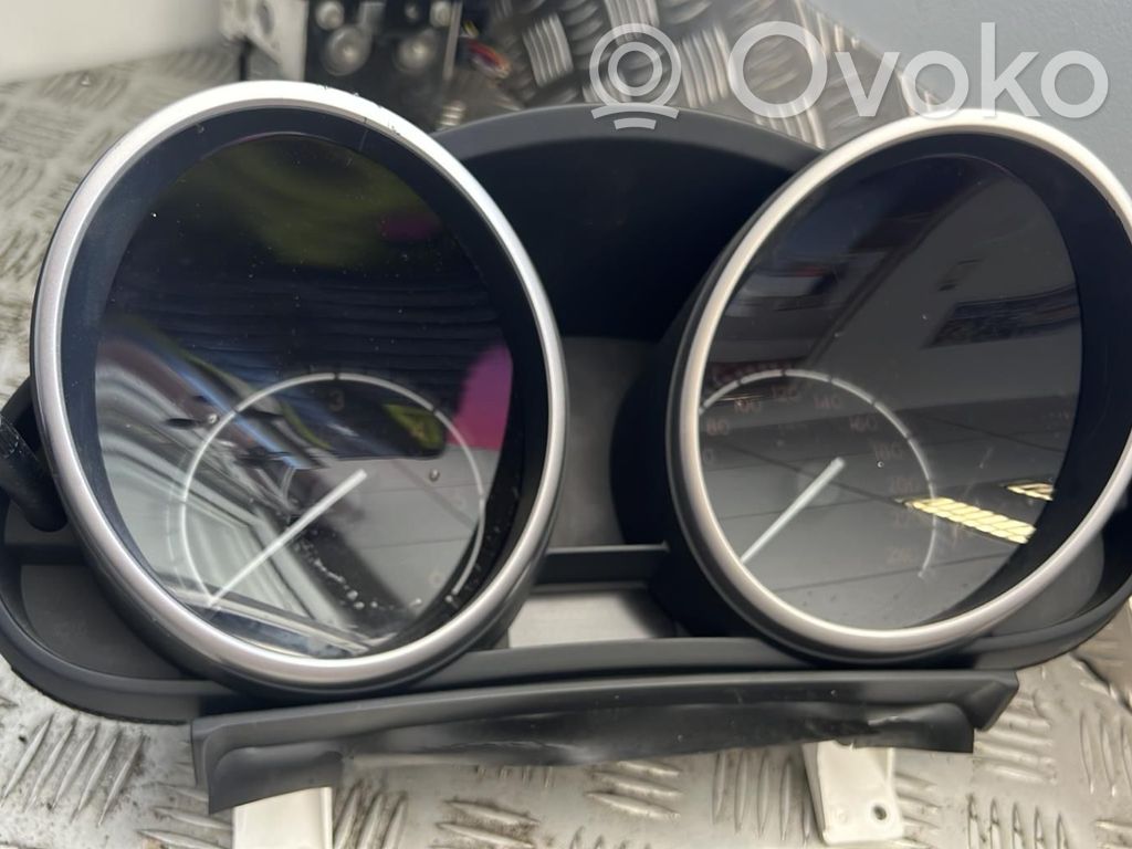 Mazda 3 II Speedometer (instrument cluster) 