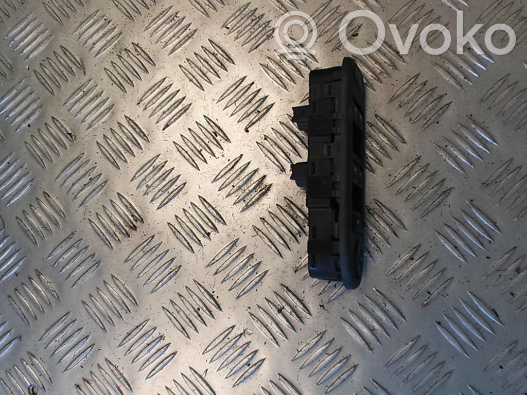 Citroen C5 Electric window control switch 