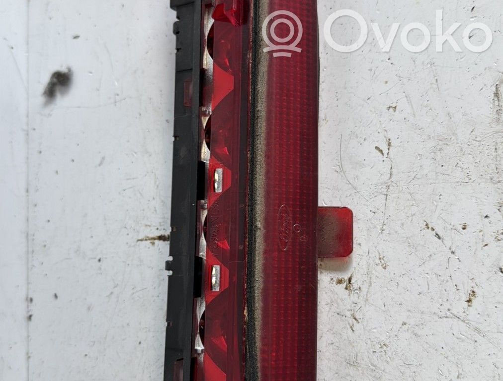 Ford Focus Third/center stoplight 
