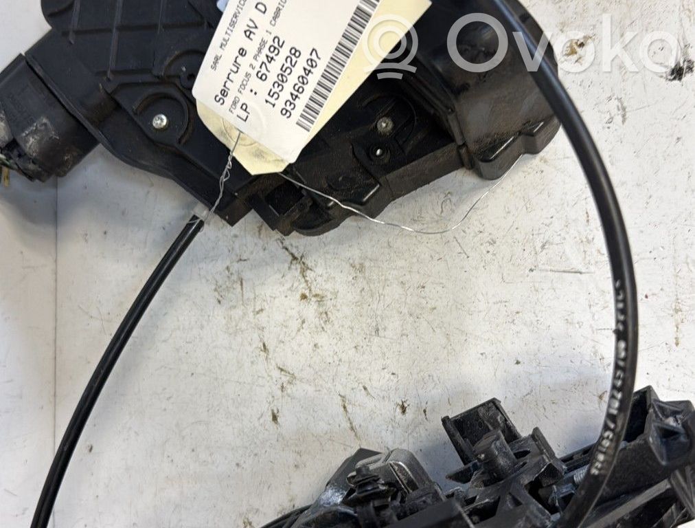 Ford Focus Priekšpusē slēdzene 