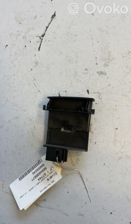 Citroen C3 Picasso Ignition key card reader 