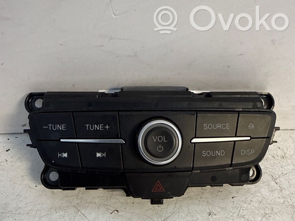 Head unit multimedia control   331471000