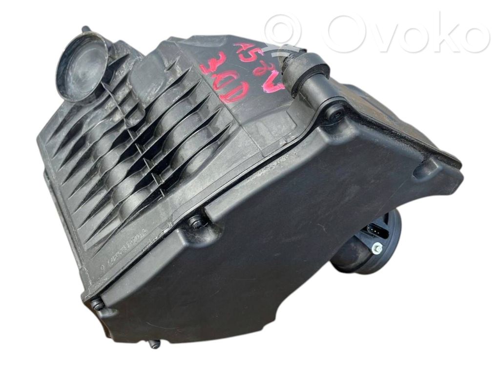 Audi A4 S4 B9 8W Obudowa filtra powietrza 