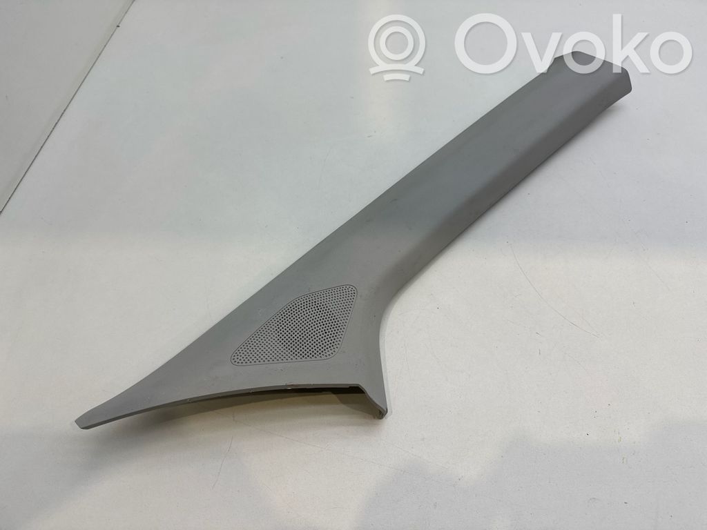 Seat Arona Osłona słupka szyby przedniej / A 