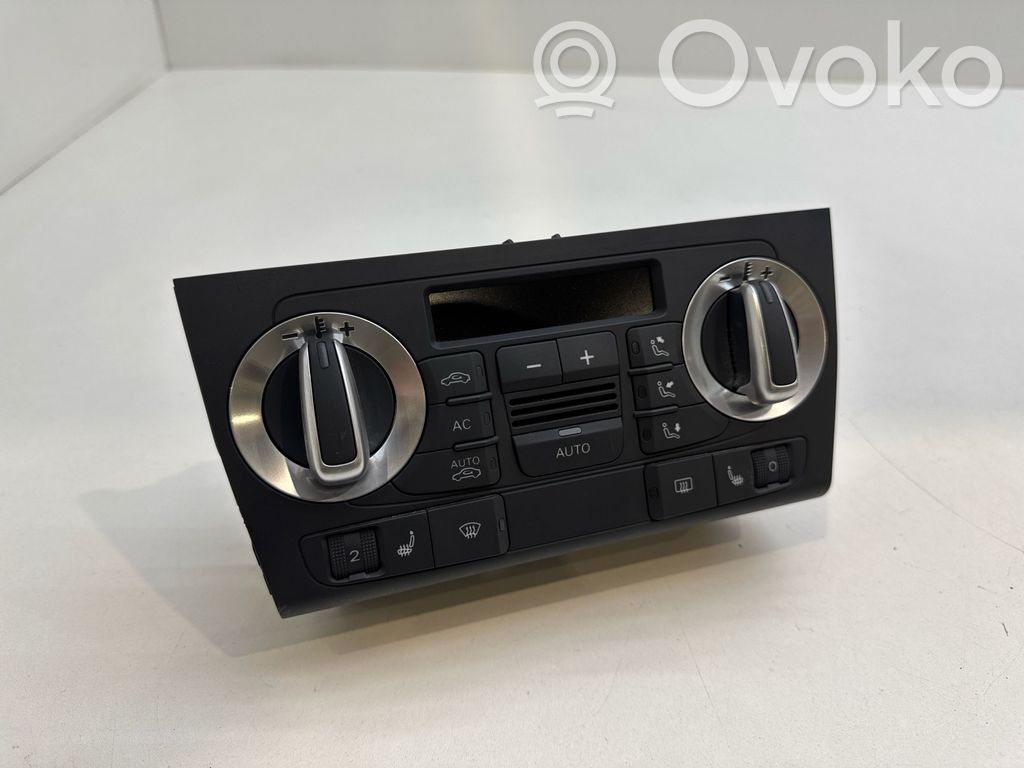 Audi A3 S3 8P Panel klimatyzacji 