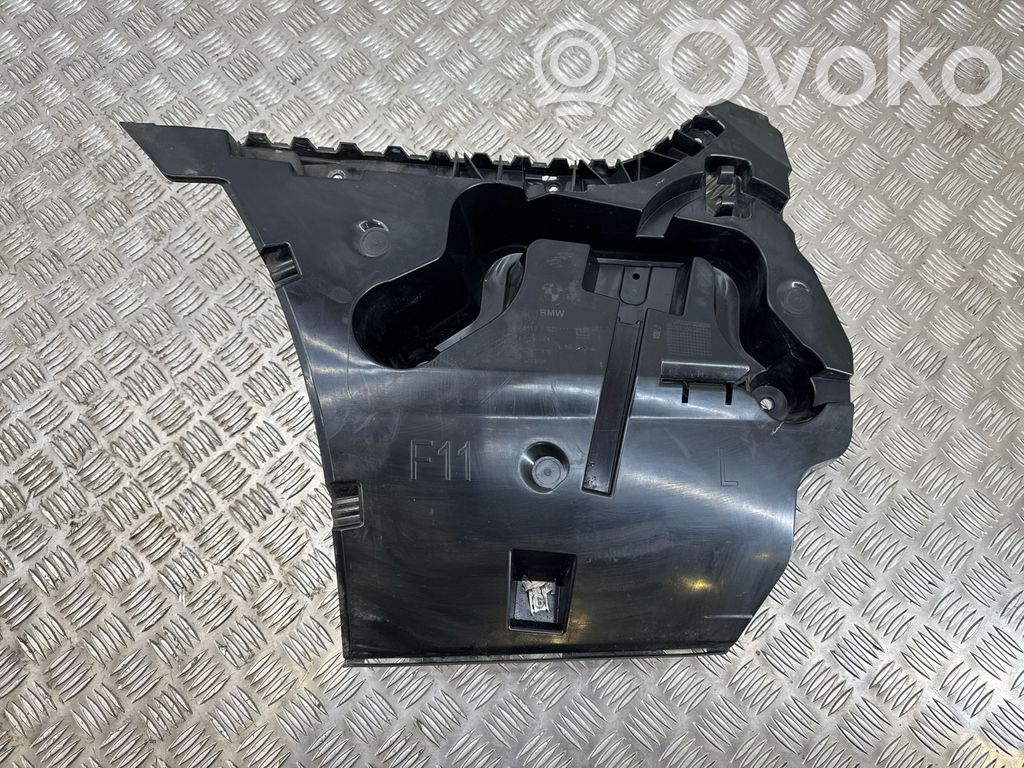 BMW 5 F10 F11 Soporte de montaje del parachoques trasero 