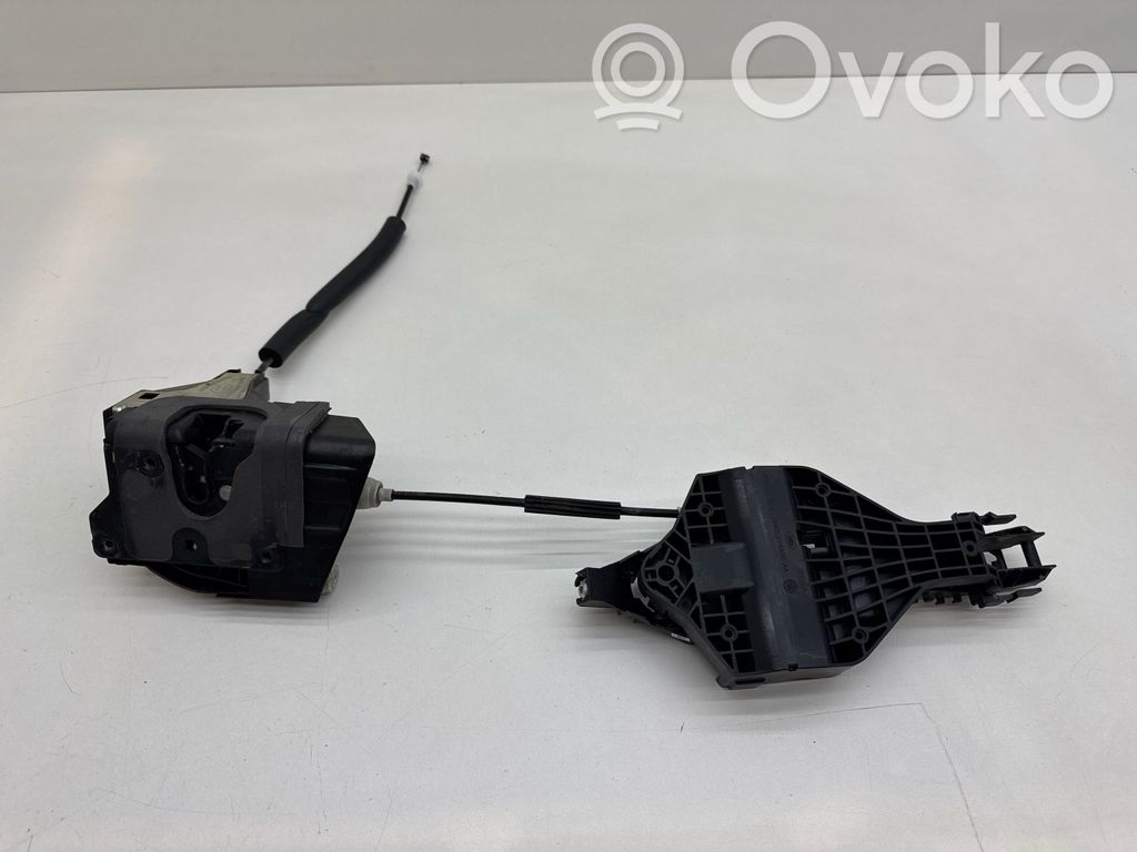 Jaguar E-Pace Front door lock 