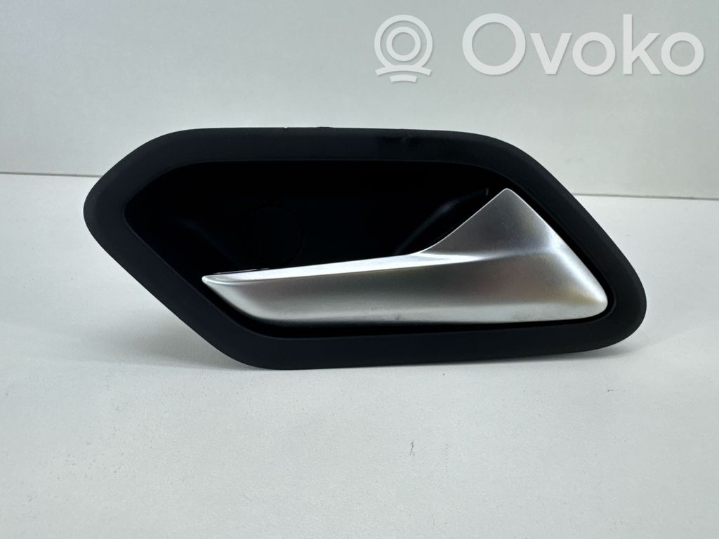 Dacia Duster II Manecilla interna puerta trasera 