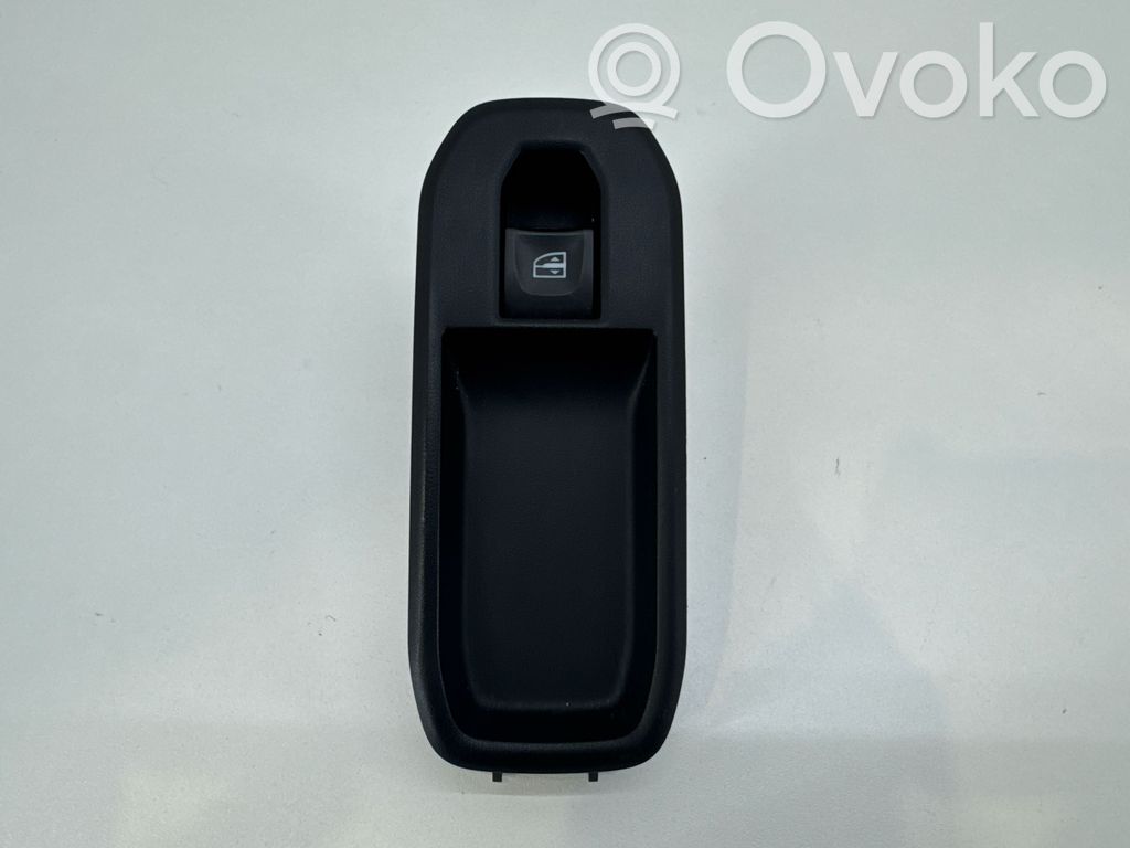 Dacia Duster II Electric window control switch 